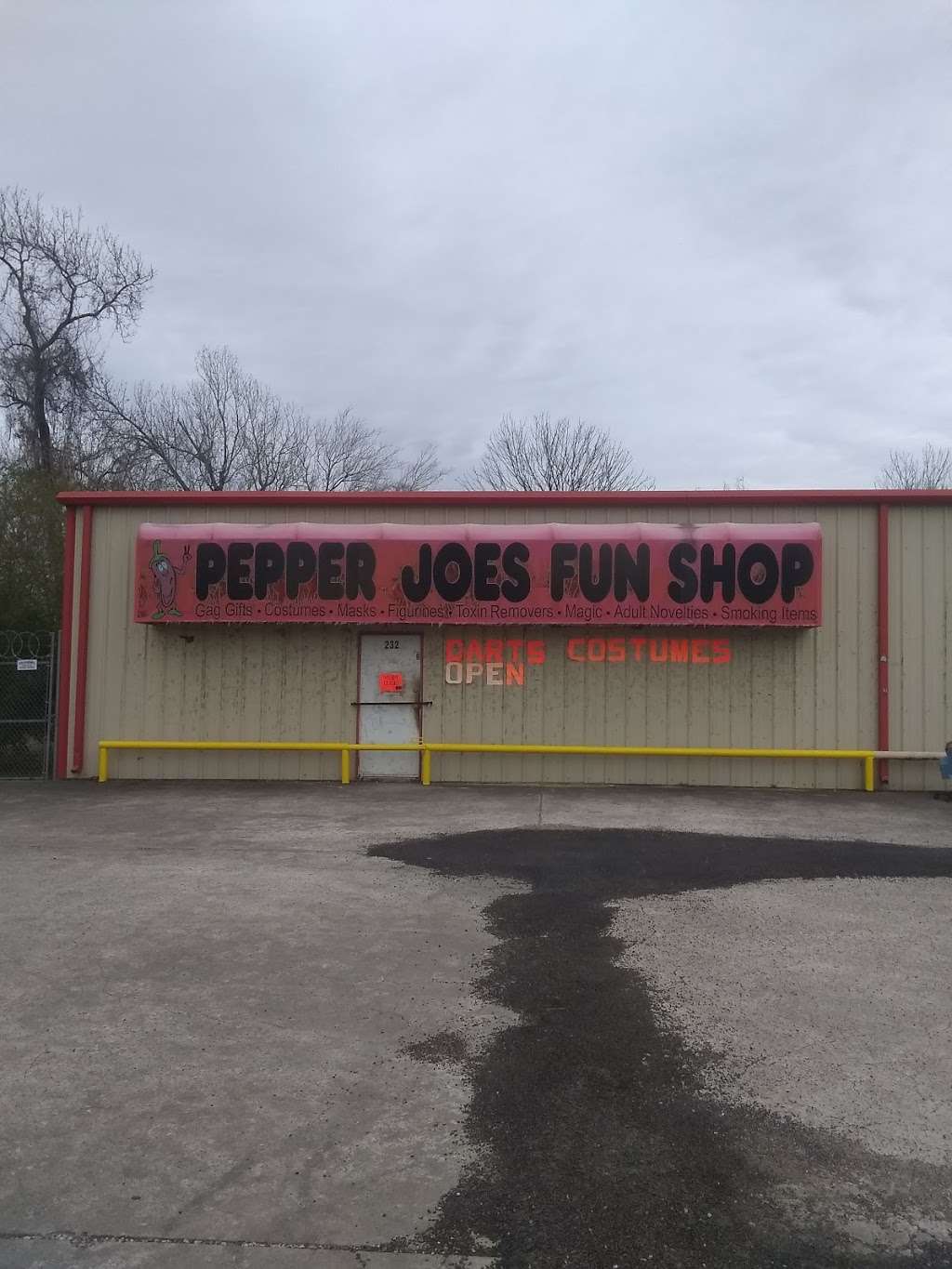 Pepper Joes Fun Shop | 232 Dell Dale St, Channelview, TX 77530, USA | Phone: (713) 453-2631