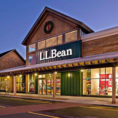 L.L.Bean | 280 School St, Mansfield, MA 02048, USA | Phone: (888) 552-5547