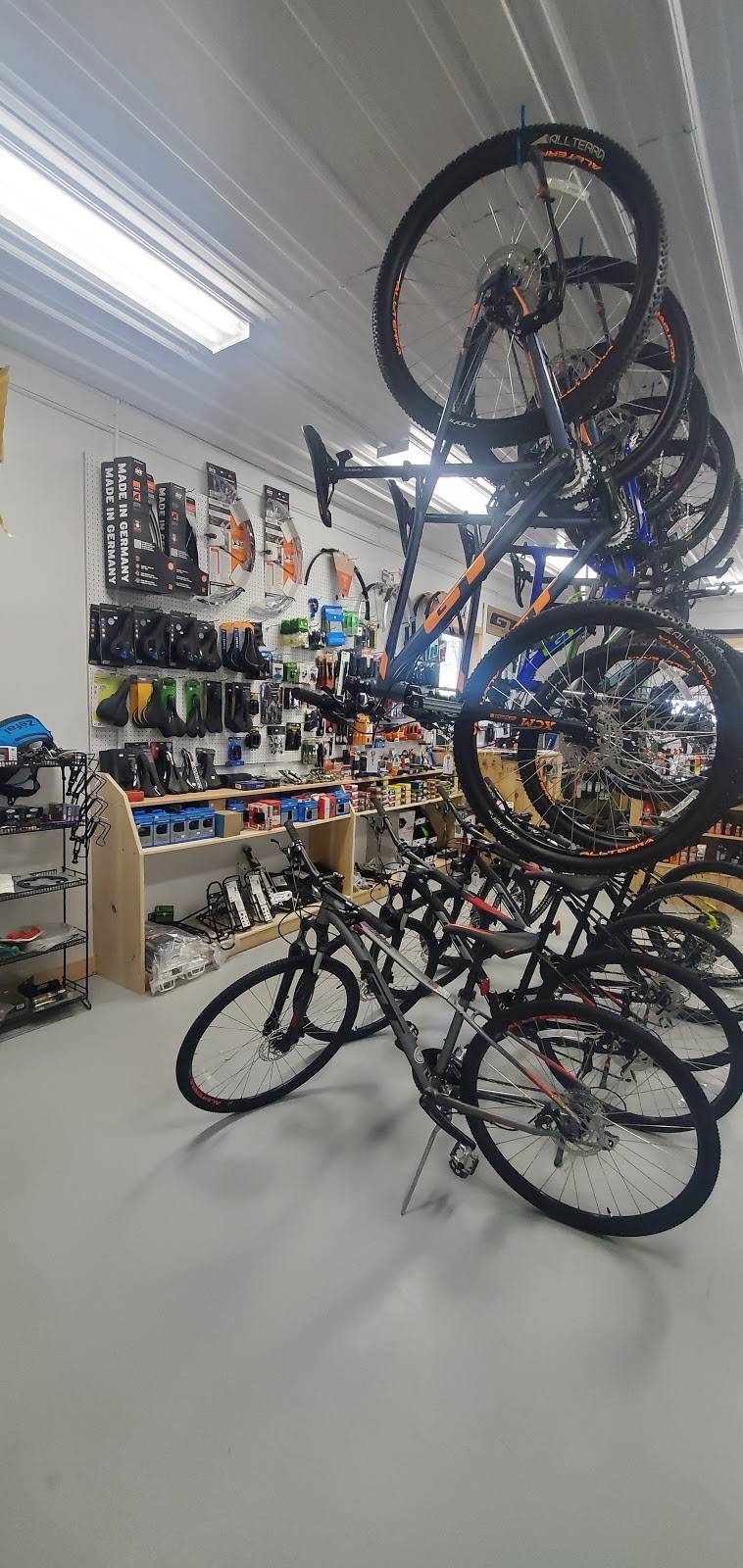 Sensenig’s bike shop | 1033 Ridge Rd, Shippensburg, PA 17257, USA | Phone: (717) 300-4171