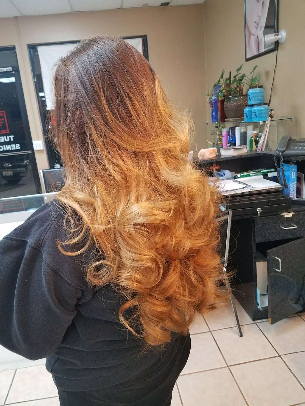 Great Cuts & Color | 16331 Lakeshore Dr, Lake Elsinore, CA 92530 | Phone: (951) 471-5086