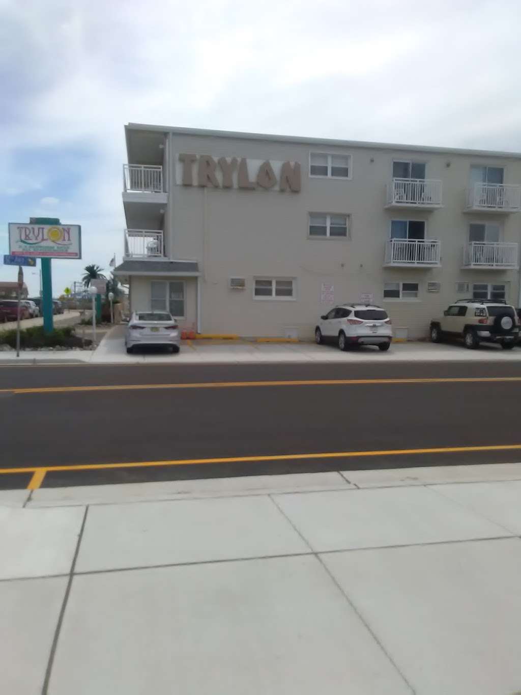 Trylon Motel | 1200 John F Kennedy Blvd, North Wildwood, NJ 08260 | Phone: (609) 522-6550