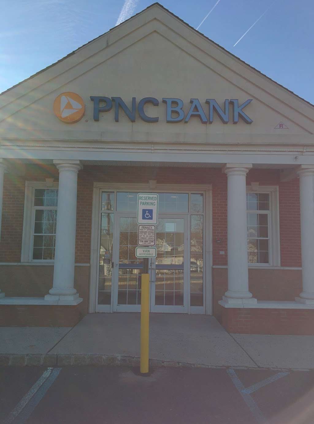 PNC Bank | 45 Mountain Blvd, Plaza Bldg B, Warren, NJ 07059, USA | Phone: (908) 769-2241