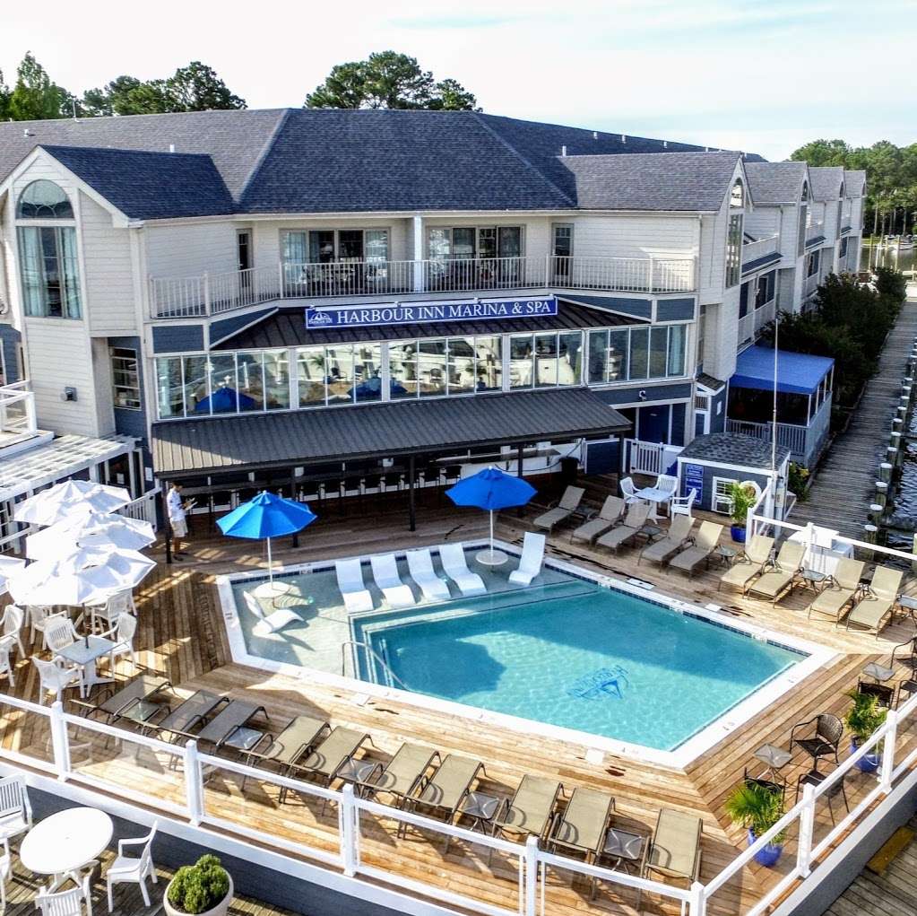 St. Michaels Harbour Inn, Marina & Spa | 101 N Harbor Rd, St Michaels, MD 21663, USA | Phone: (410) 745-9001