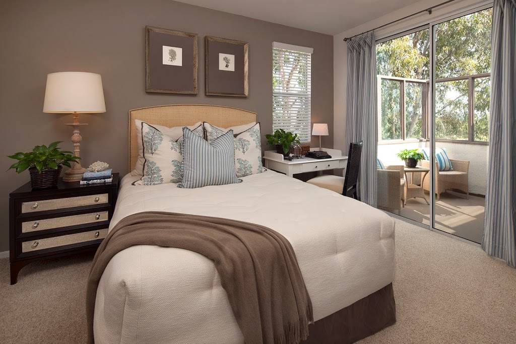Sierra Vista Apartment Homes | 2955 Champion Way, Tustin, CA 92782, USA | Phone: (866) 776-3012