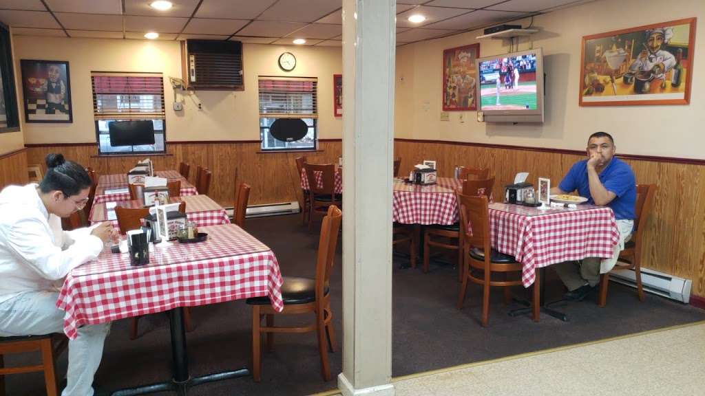 Mama Rosa Pizzeria | 332 Union Ave, Rutherford, NJ 07070, USA | Phone: (201) 939-2342