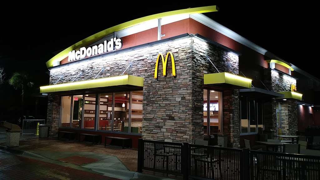 McDonalds | 3181 FL-44, New Smyrna Beach, FL 32168 | Phone: (386) 427-2753