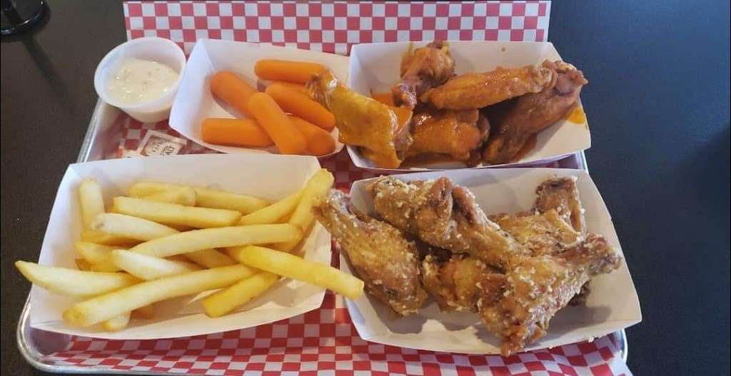 CDs Wings | 7685 W 88th Ave, Westminster, CO 80005 | Phone: (303) 467-7700