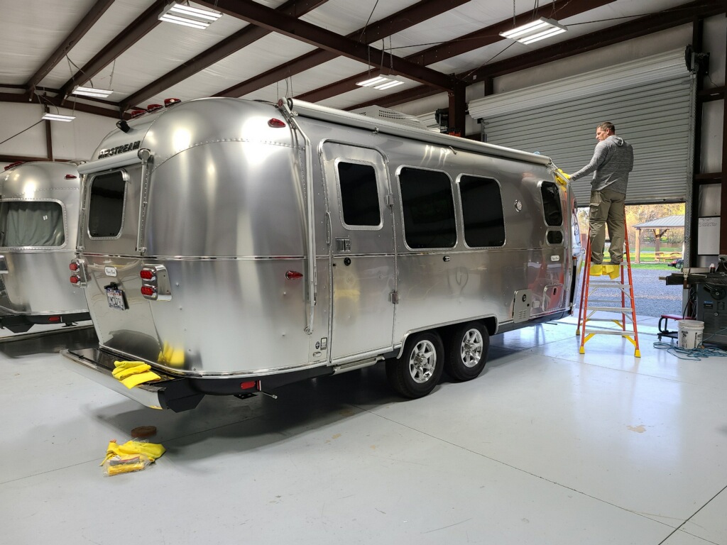 Vinnies North Bay Airstream Repair | 11992 Blake Rd, Wilton, CA 95693, USA | Phone: (707) 978-0356