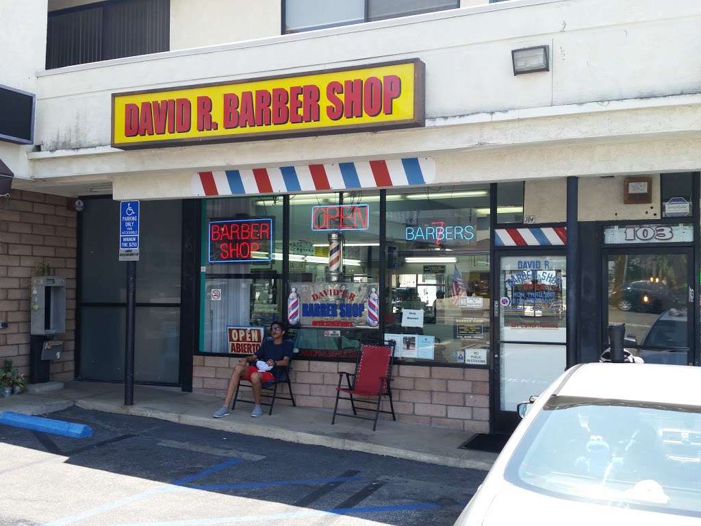 David R Barber Shop | 3300 Overland Ave #103, Los Angeles, CA 90034, USA | Phone: (310) 838-2680