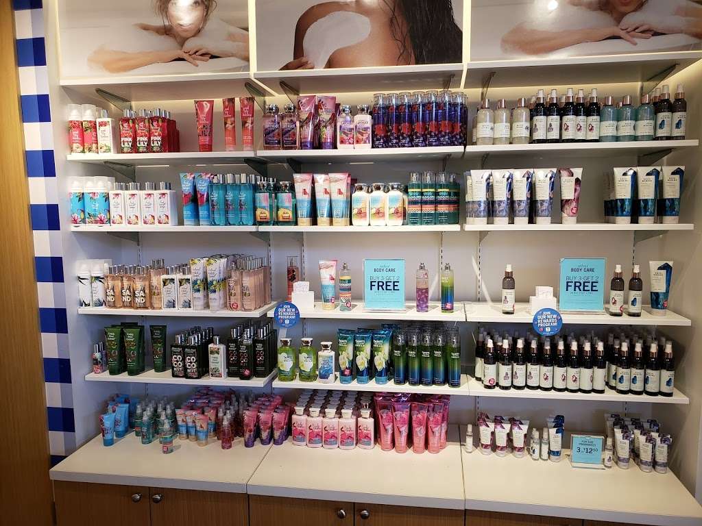 Bath & Body Works | 2021 Wminster Mall, Westminster Mall, Westminster, CA 92683 | Phone: (714) 373-9866