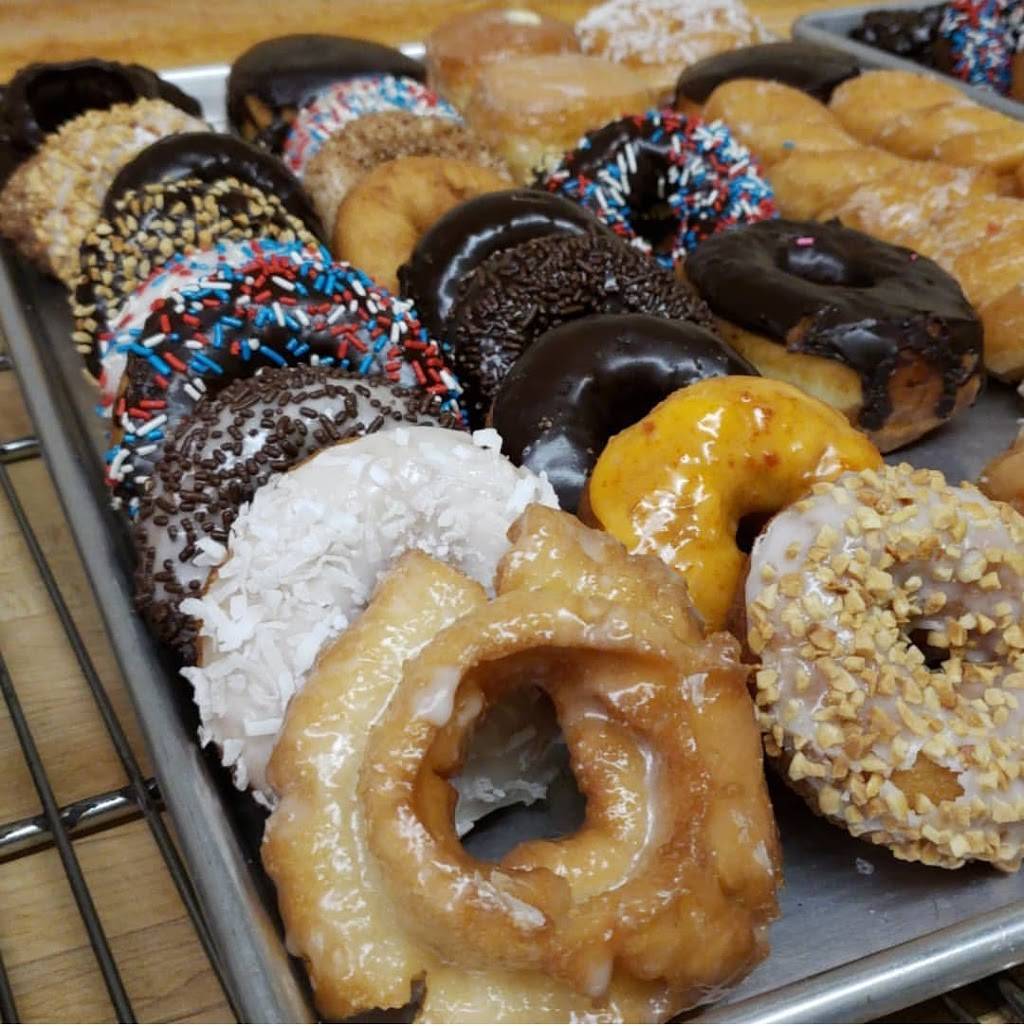 Master Donuts | 2300 E Desert Inn Rd #11, Las Vegas, NV 89169, USA | Phone: (702) 796-1790