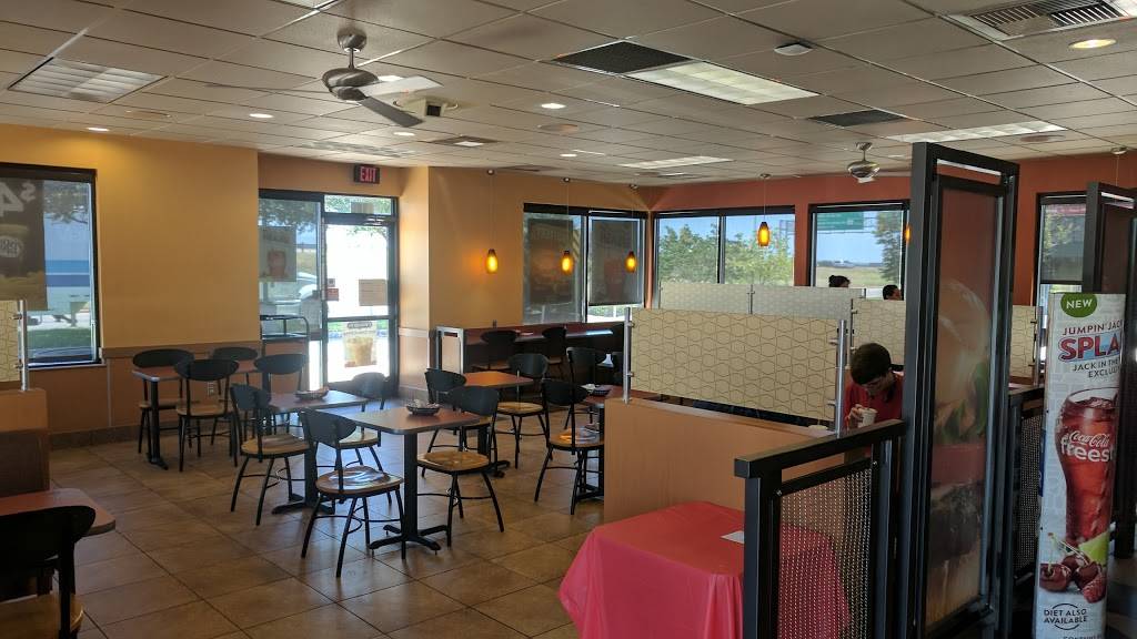 Jack in the Box | 7960 South Fwy, Fort Worth, TX 76134, USA | Phone: (817) 568-0060