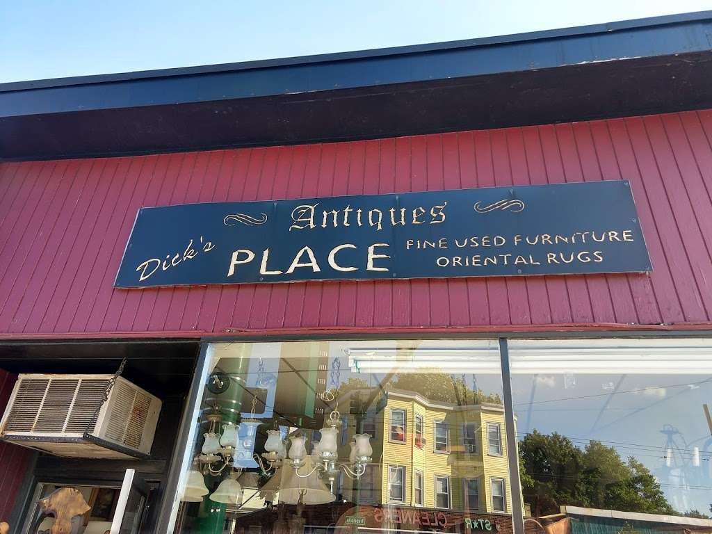 Dicks Place | 360 Trapelo Rd # A, Belmont, MA 02478, USA | Phone: (617) 489-2366