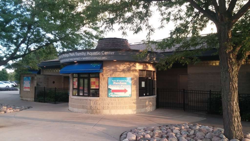 Phillips Park Family Aquatic Center | 828 Montgomery Rd, Aurora, IL 60505 | Phone: (630) 851-8686