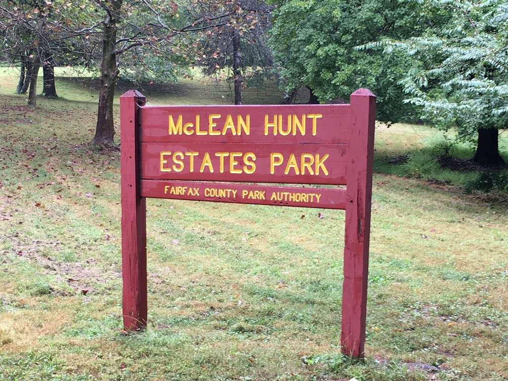 McLean Hunt Estates Park | McLean, VA 22102, USA