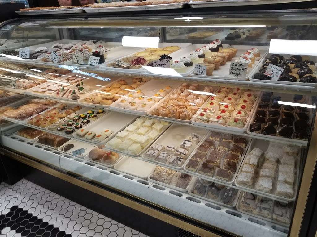 Scala Pastry Shop | 1896 US-130, North Brunswick Township, NJ 08902, USA | Phone: (732) 398-9808