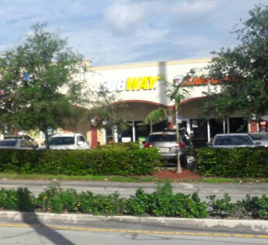 Subway | Bay 5, 3333 Palm Ave Suite 1, Hialeah, FL 33012, USA | Phone: (305) 883-3100