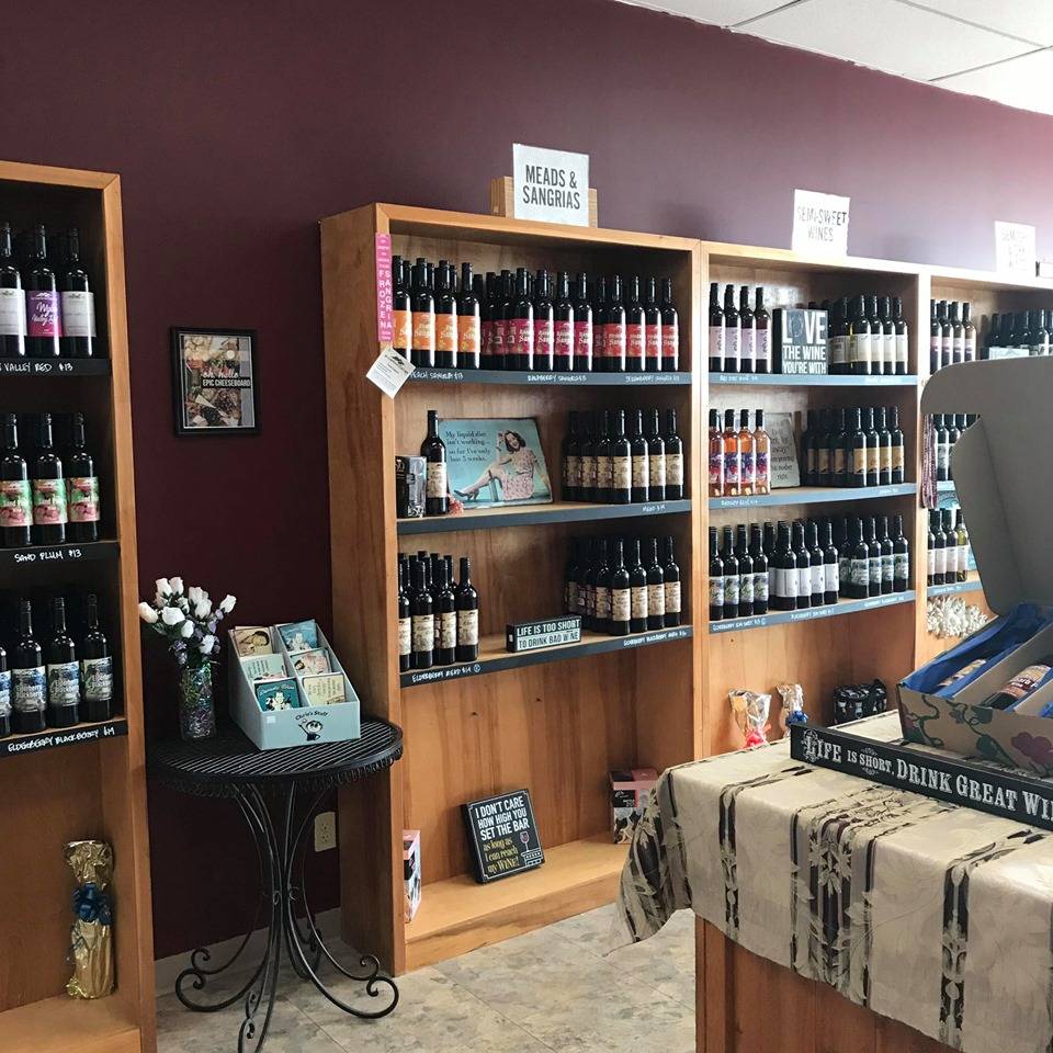 Wyldewood Cellars Tasting Room | 7130 W Maple St # 250, Wichita, KS 67209, USA | Phone: (316) 686-9463