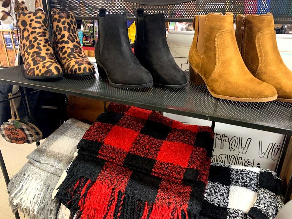Little Store | 17714 County Rd 463, Brazoria, TX 77422, USA | Phone: (979) 798-2920