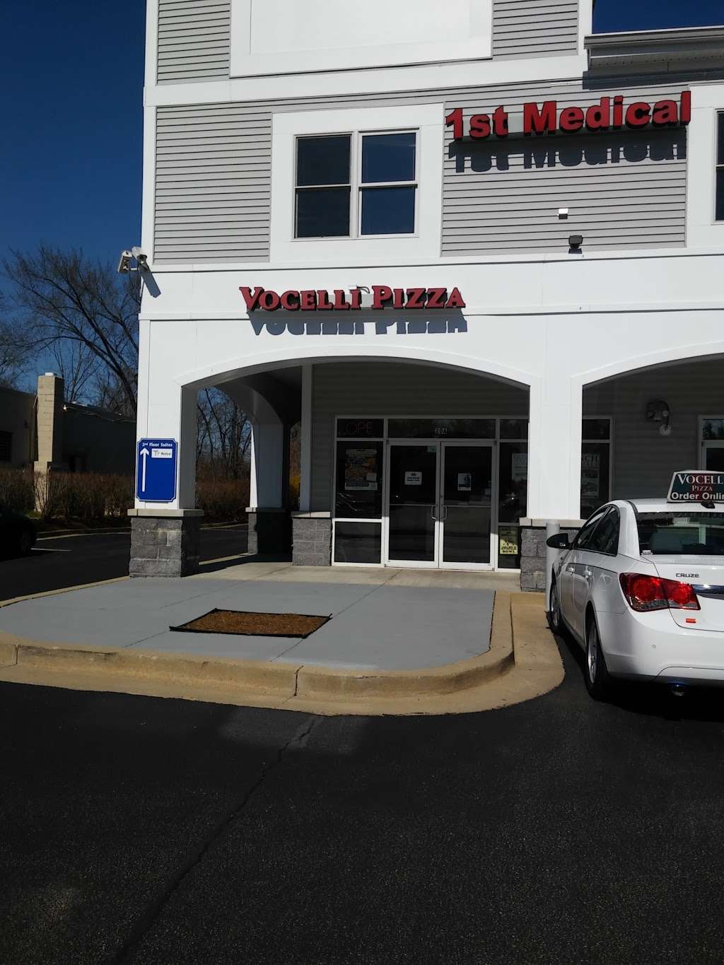 Vocelli Pizza | 20 Mayo Rd, Edgewater, MD 21037, USA | Phone: (410) 956-1818