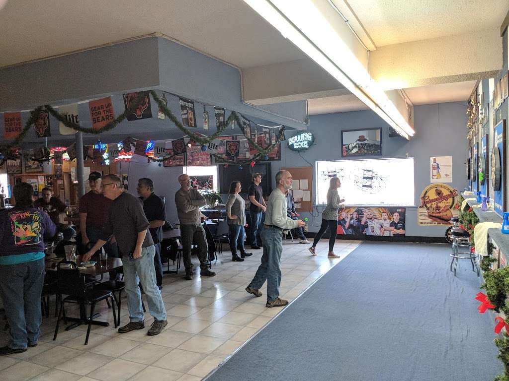 Steves Sports Bar With Darts & More Indoor Sports Store | 26029 W Rte 173, Antioch, IL 60002, USA | Phone: (847) 395-2221