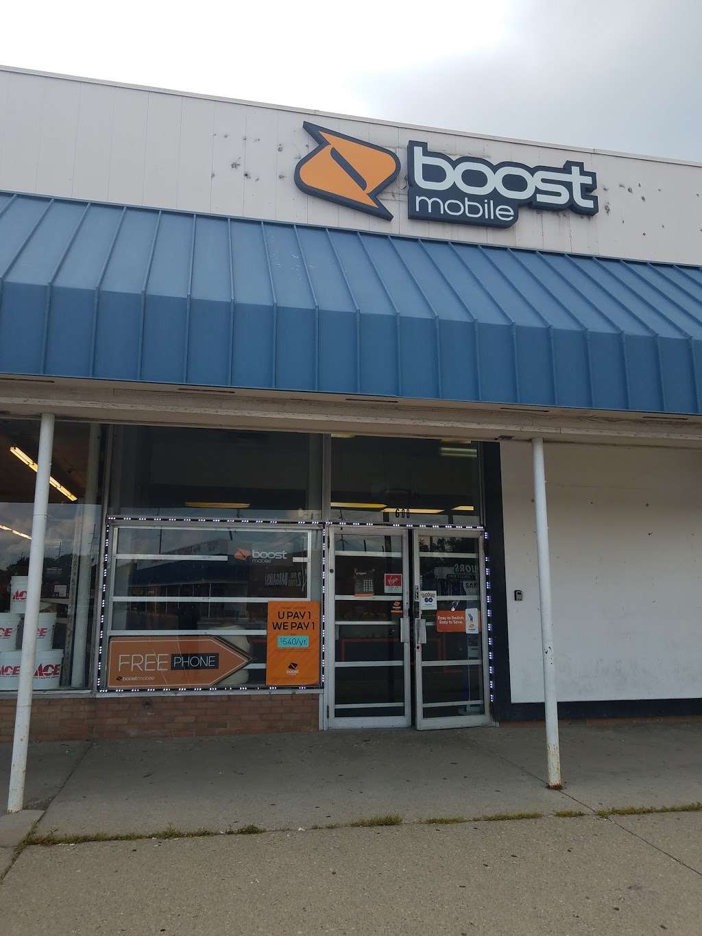 Boost Mobile | 600 Twin Aire Dr, Indianapolis, IN 46203, USA | Phone: (317) 955-8880