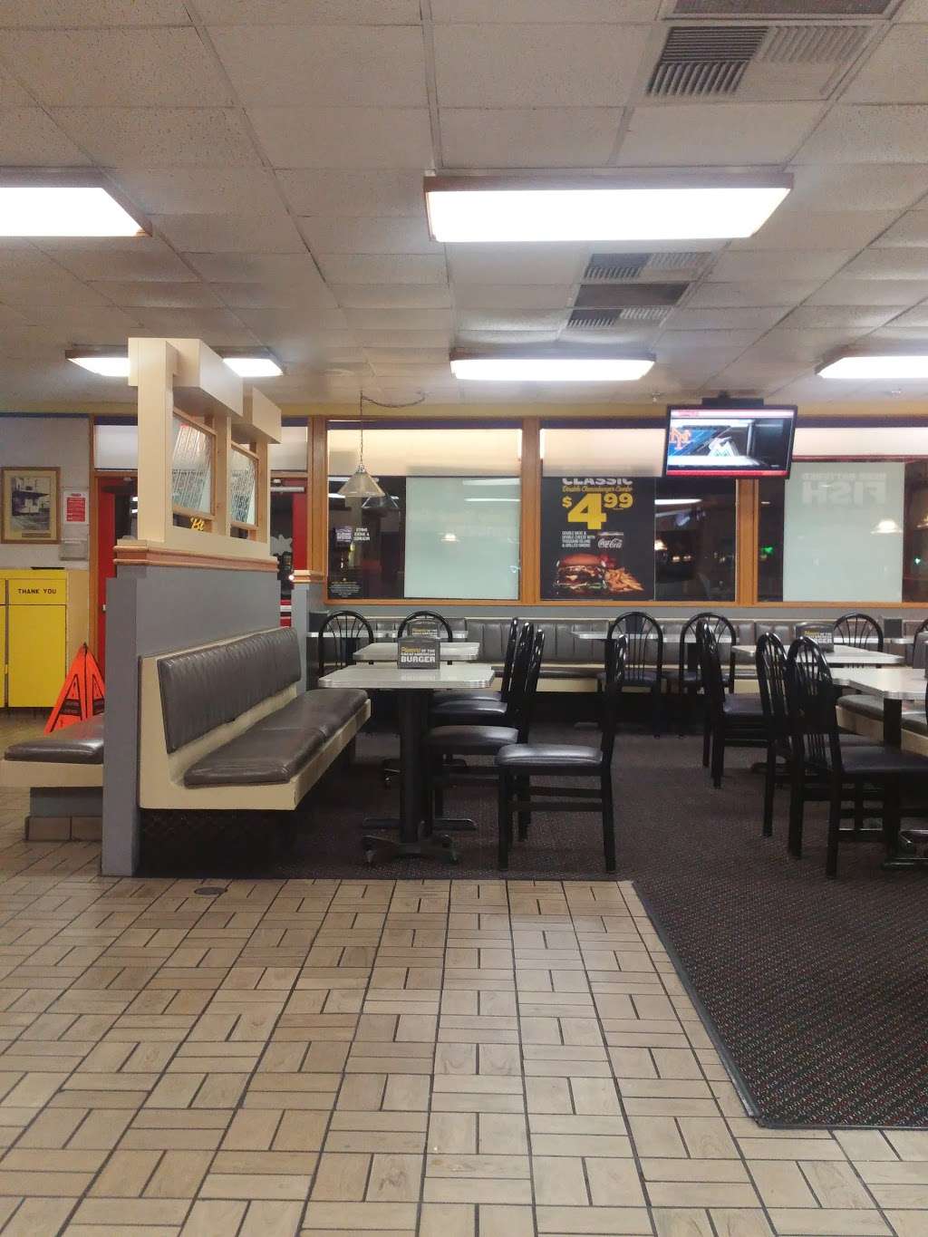 Carls Jr. | 8919 Limonite Ave, Riverside, CA 92509, USA | Phone: (951) 681-3970