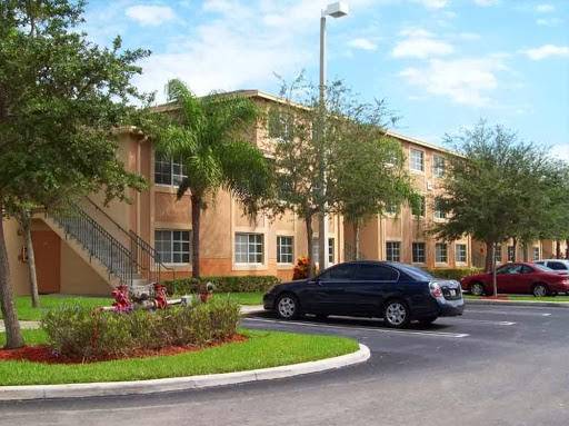 Sunset Bay Apartments | 10000 SW 224th St, Miami, FL 33190 | Phone: (305) 251-8535