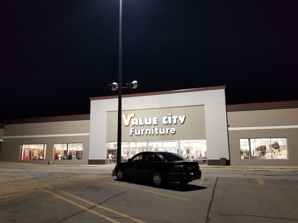 Value City Furniture | 4380 E New York St, Aurora, IL 60504, USA | Phone: (630) 236-6600