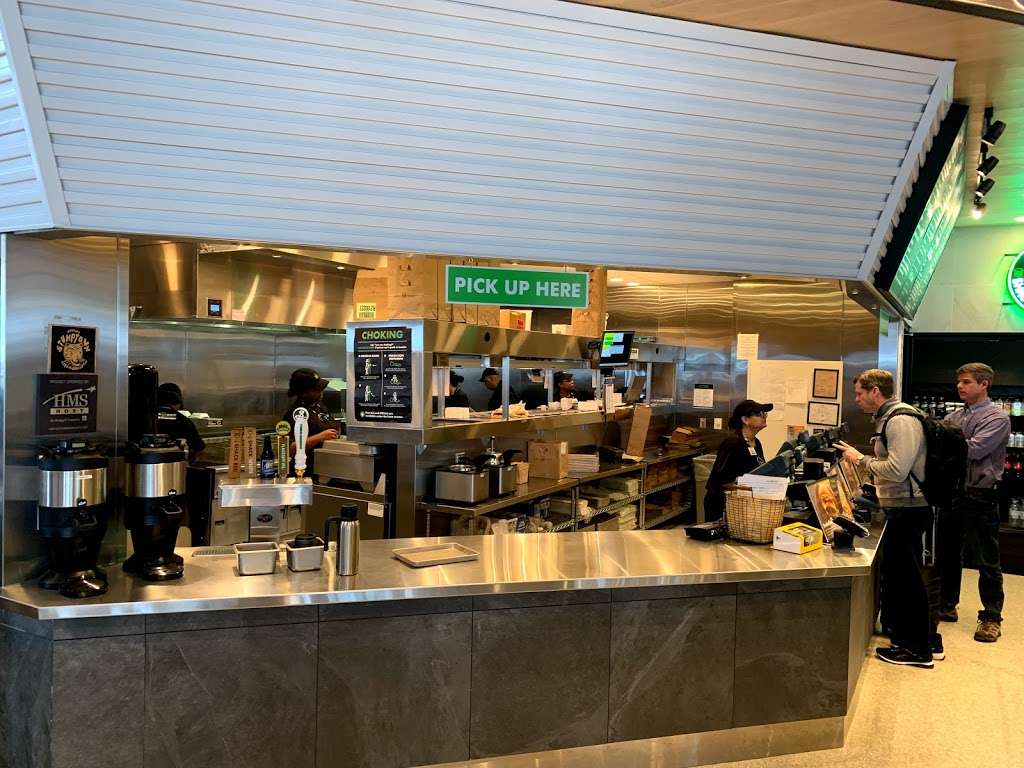 Shake Shack | Phoenix Sky Harbor International Airport (PHX), Terminal 3, 3400 E Sky Harbor Blvd, Phoenix, AZ 85034, USA