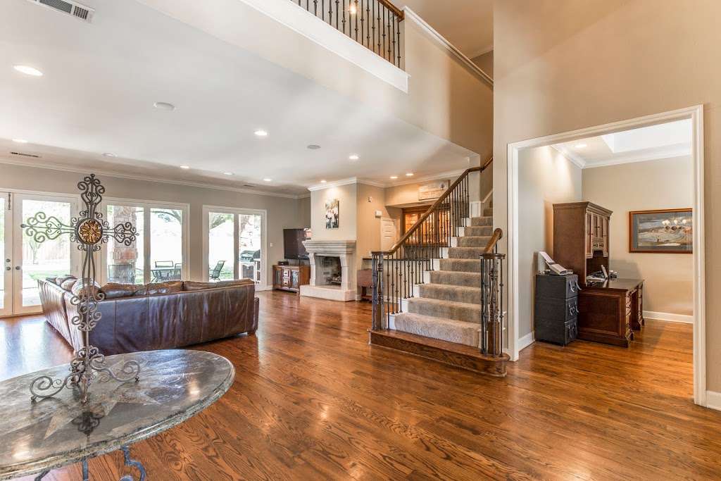 David D McElroy Real Estate | 15915 Coolwood Dr #2055, Dallas, TX 75248, USA | Phone: (214) 870-8663