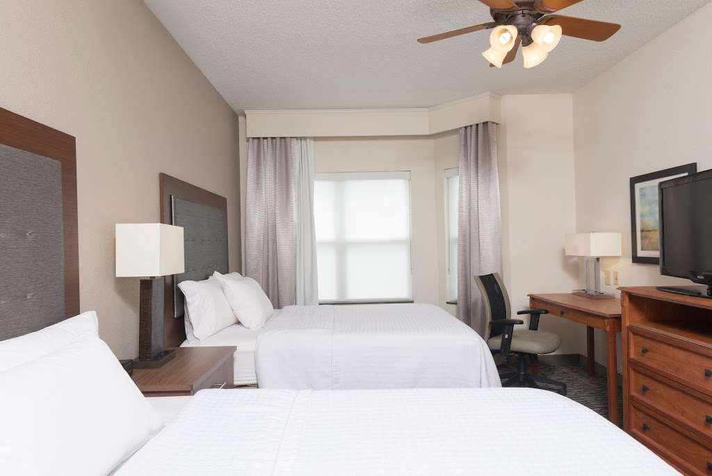 Homewood Suites by Hilton Indianapolis-Airport/Plainfield | 2264 East Perry Rd, Plainfield, IN 46168 | Phone: (317) 839-1900