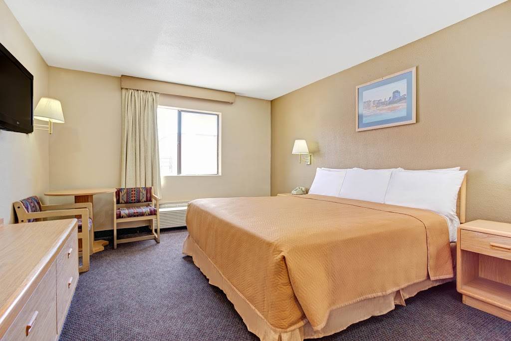 Red Rock Inn -Tucson Downtown | 1000 South Freeway Exit 259 on, I-10, Tucson, AZ 85745, USA | Phone: (520) 622-8089