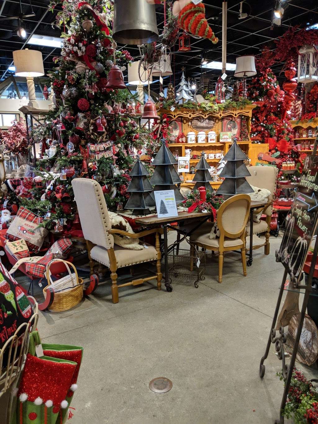 McNamara Florist | 2902 W 86th St, Indianapolis, IN 46268, USA | Phone: (317) 579-7900