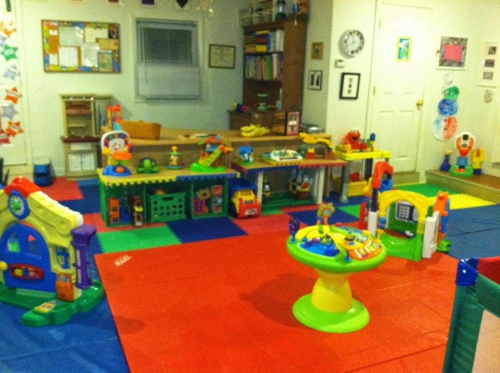 Its a Baby World Daycare | 2 Charles St, Bedford, MA 01730, USA | Phone: (781) 275-2201