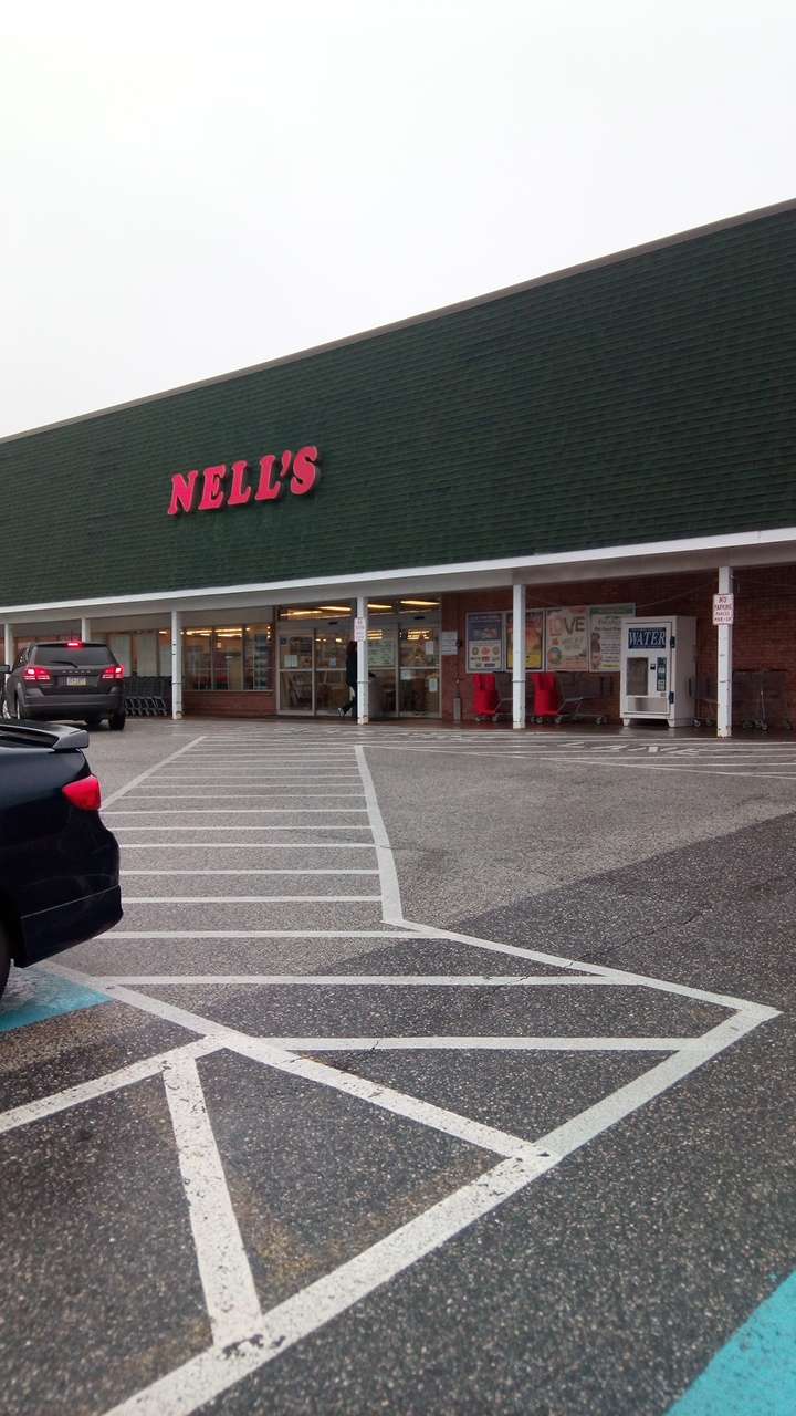 Nells Market Fresh Foods | 2720 S Queen St, York, PA 17403, USA | Phone: (717) 741-4661