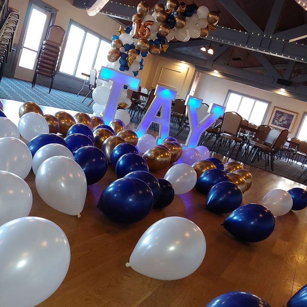 Party Town Decor | 179 Front St, Woonsocket, RI 02895, USA | Phone: (401) 769-9555