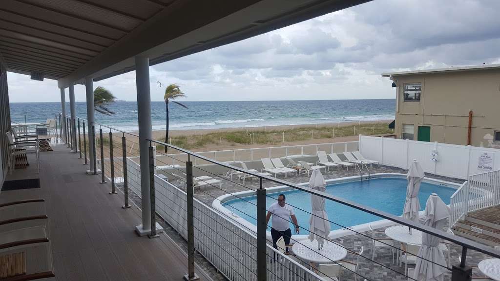 Tides Inn | 4628 El Mar Dr, Lauderdale-By-The-Sea, FL 33308, USA | Phone: (954) 772-2933