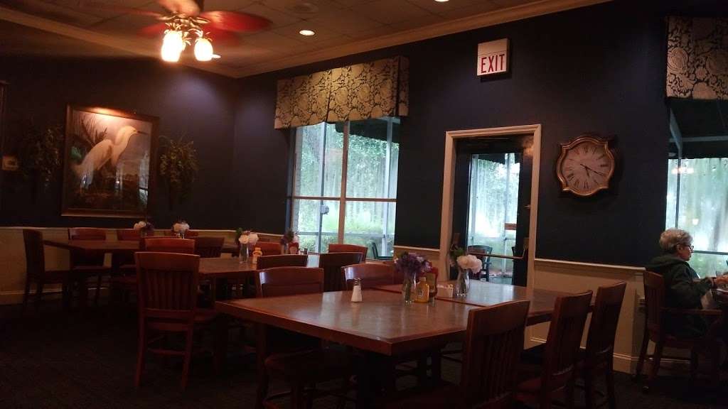 Plantation Oaks Restaurant | 4720 Plantation Blvd, Leesburg, FL 34748, USA | Phone: (352) 530-2680