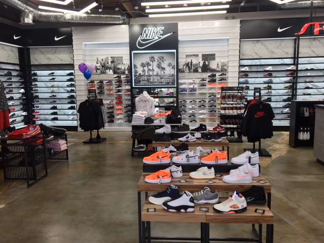 Shoe Palace | 136 E Compton Blvd, Compton, CA 90220, USA | Phone: (424) 296-0435