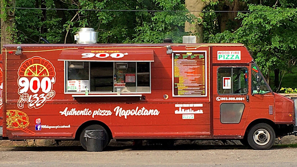 900 Degrees Pizza Truck | 4700 Park Ave, Bridgeport, CT 06606, USA | Phone: (203) 505-0581