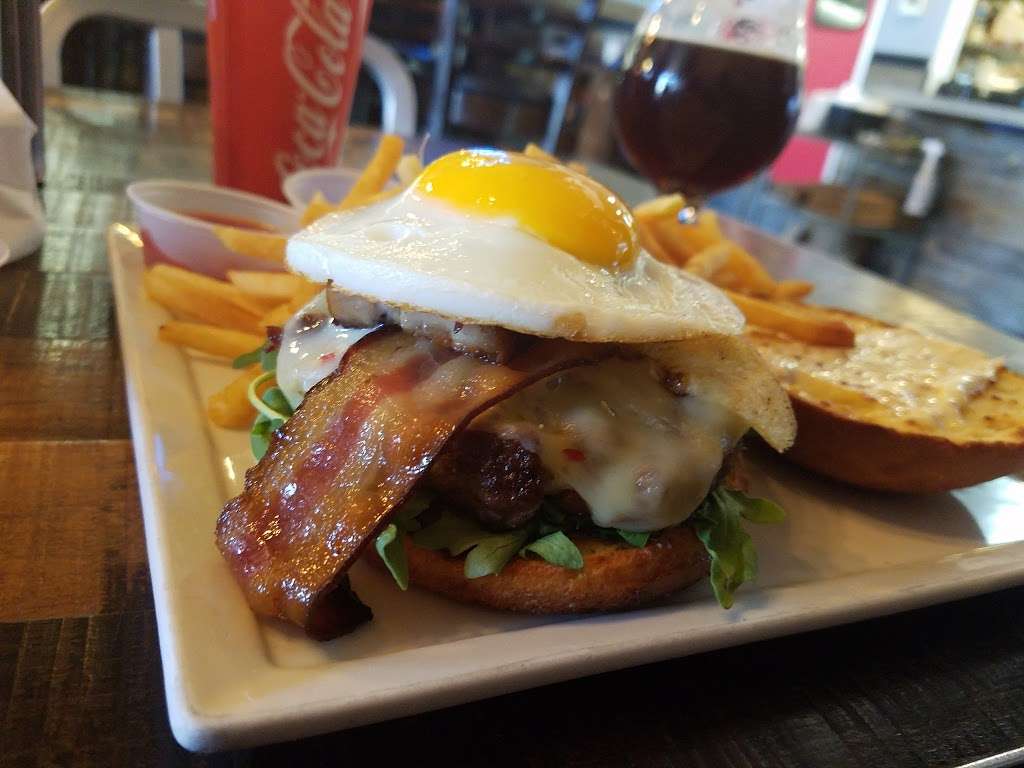 Rustic Burger | 24025 Newhall Ranch Rd, Santa Clarita, CA 91355, USA | Phone: (661) 254-1300