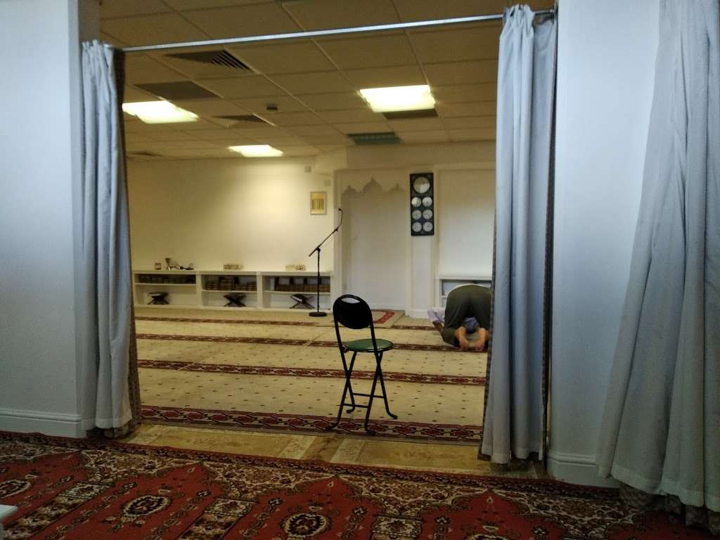 Chelsea Muslim Community Hub | 14 Blantyre St, Chelsea, London SW10 0DS, UK | Phone: 020 7018 1313