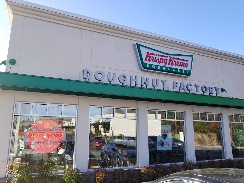 Krispy Kreme | 2401 Battleground Ave, Greensboro, NC 27408, USA | Phone: (336) 540-1594