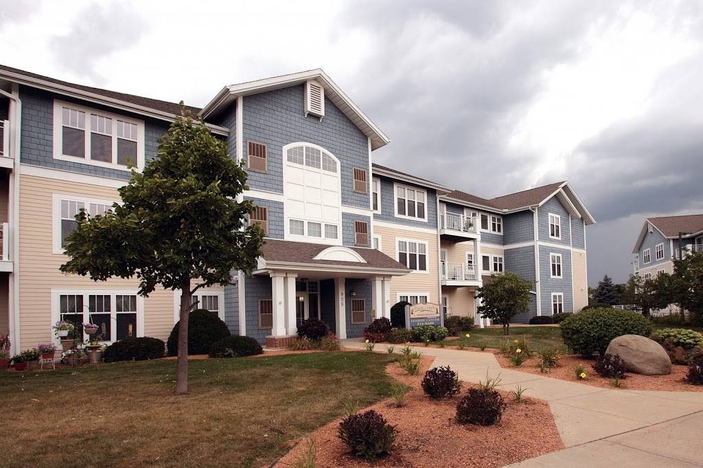 Door Creek Apartments | 925 Harrington Dr, Madison, WI 53718, USA | Phone: (608) 216-0600