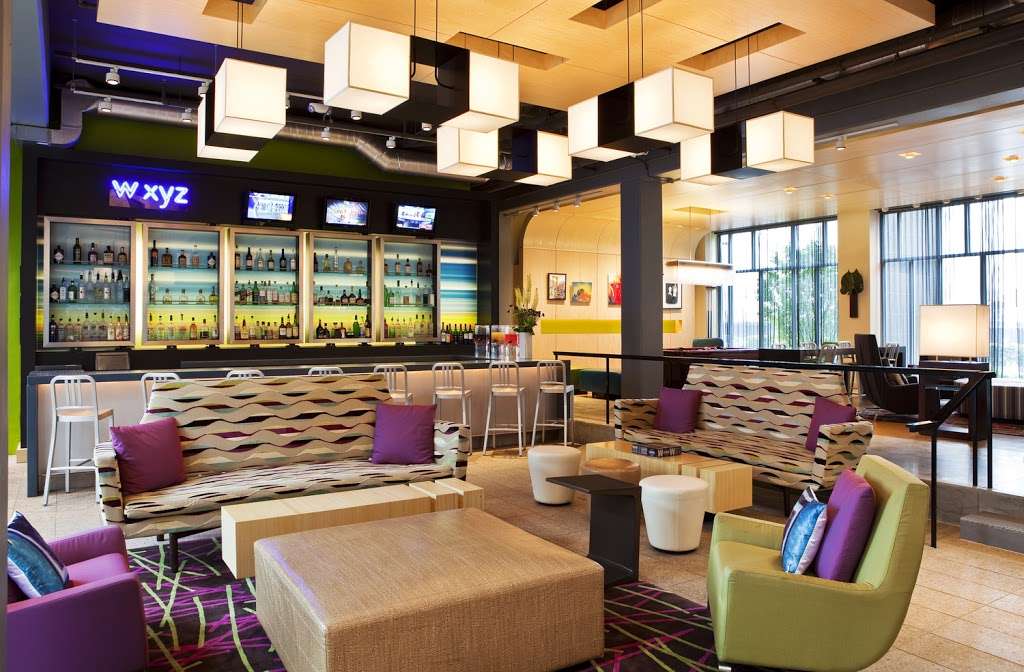 Aloft Chicago OHare | 9700 Balmoral Ave, Rosemont, IL 60018, USA | Phone: (847) 671-4444