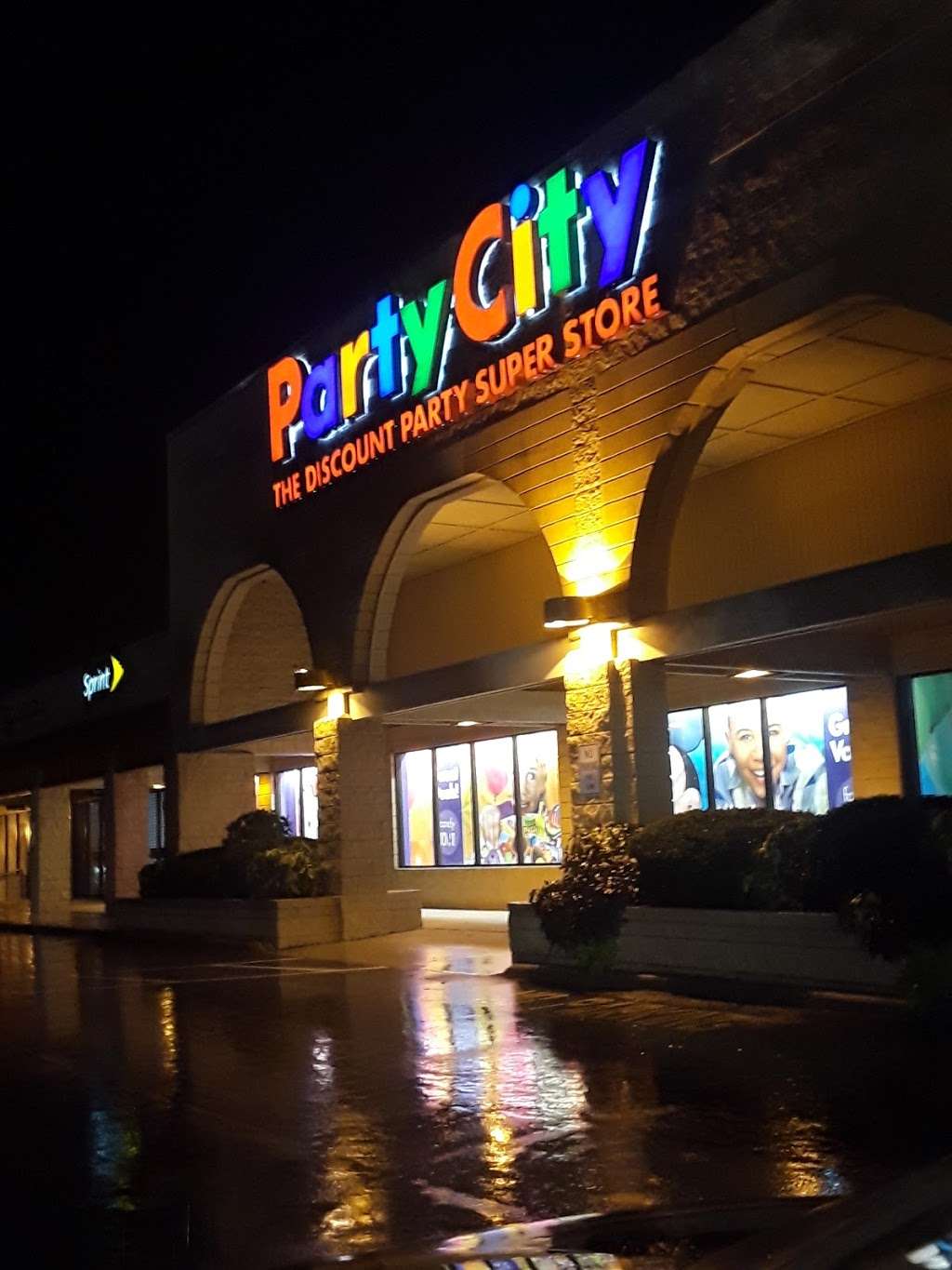 Party City | 3615 Florida Ave S, Lakeland, FL 33803, USA | Phone: (863) 646-1948