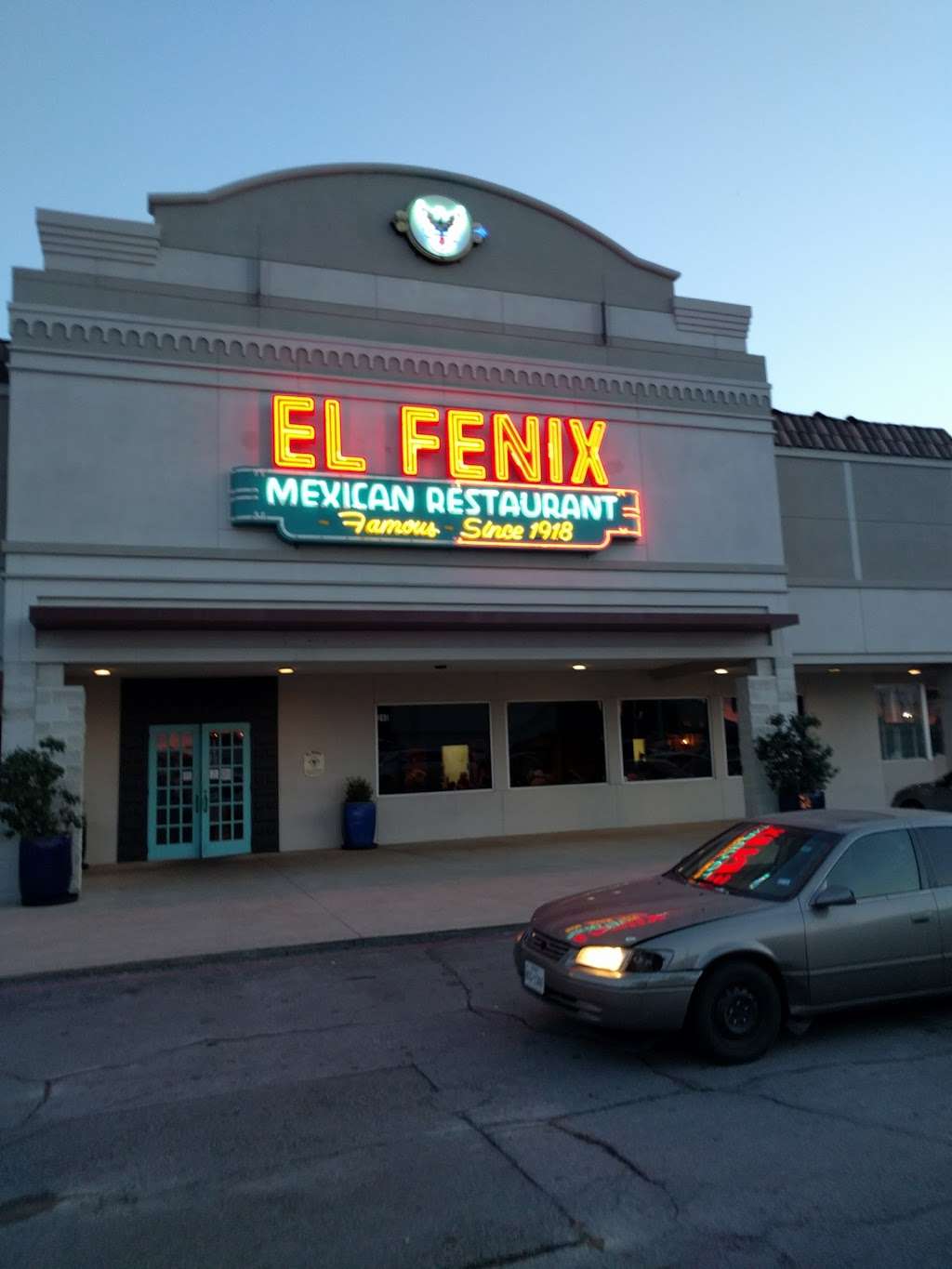 El Fenix | 3128 Forest Ln #240, Webb Chapel Rd #7, Dallas, TX 75234, USA | Phone: (972) 241-3248