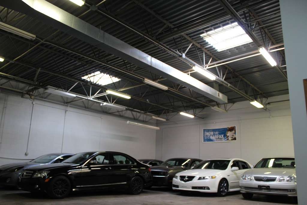 Exclusive AutoHaus | 1600 Roselle Rd, Roselle, IL 60172, USA | Phone: (630) 501-0698