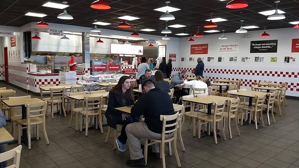 Five Guys | 3090 Helmsdale Pl Suite 370, Lexington, KY 40509, USA | Phone: (859) 263-5555